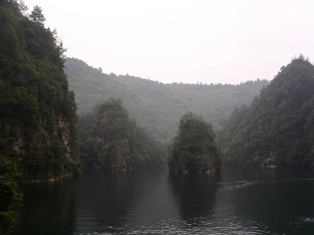 宝峰湖